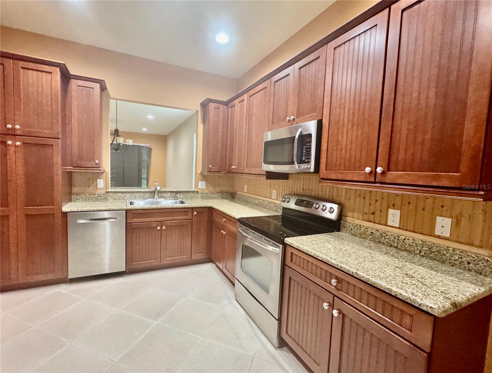 Image 7 of 43 For 15908 Cobble Mill Drive