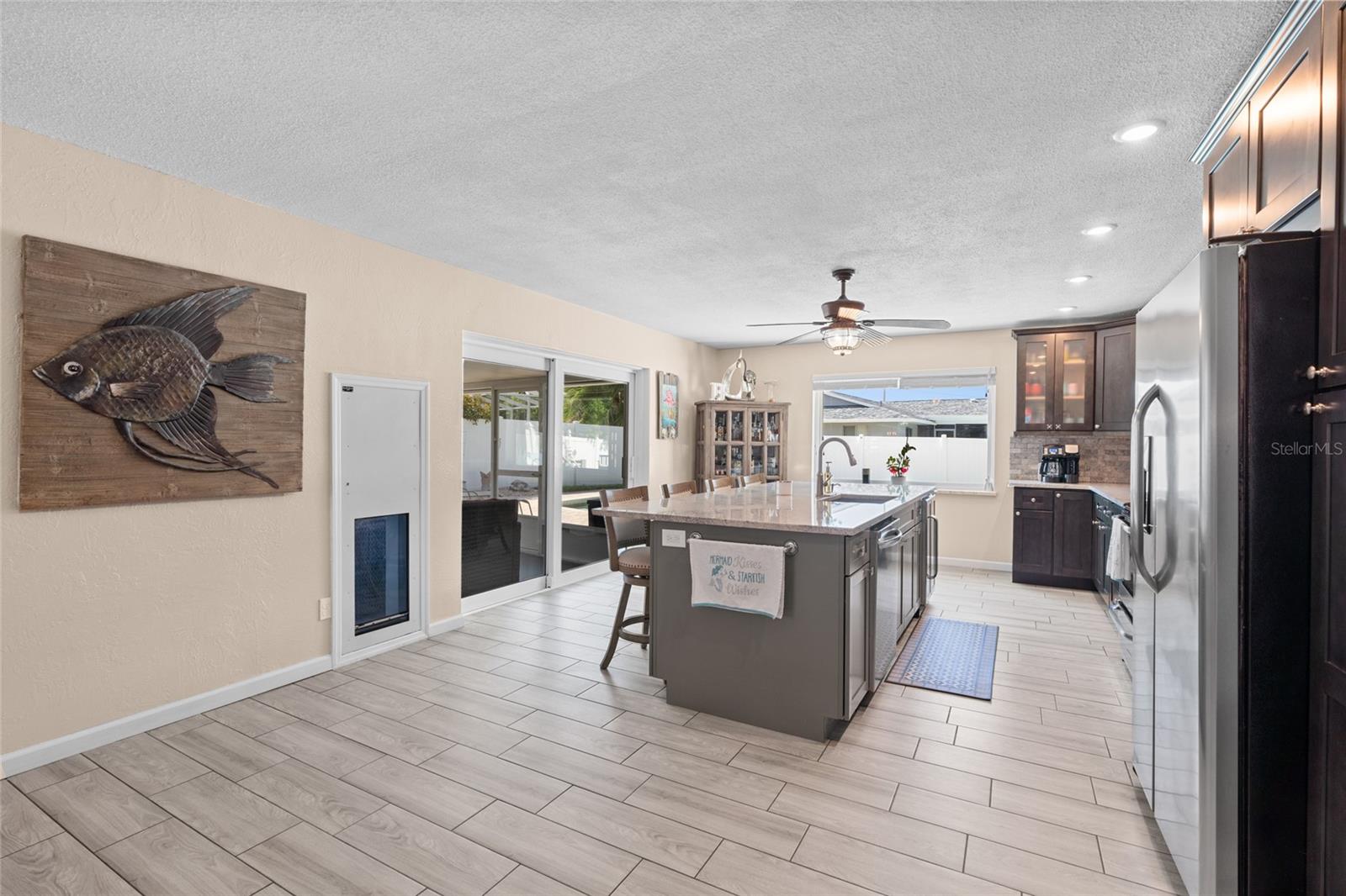 Image 13 of 43 For 14104 80th Avenue