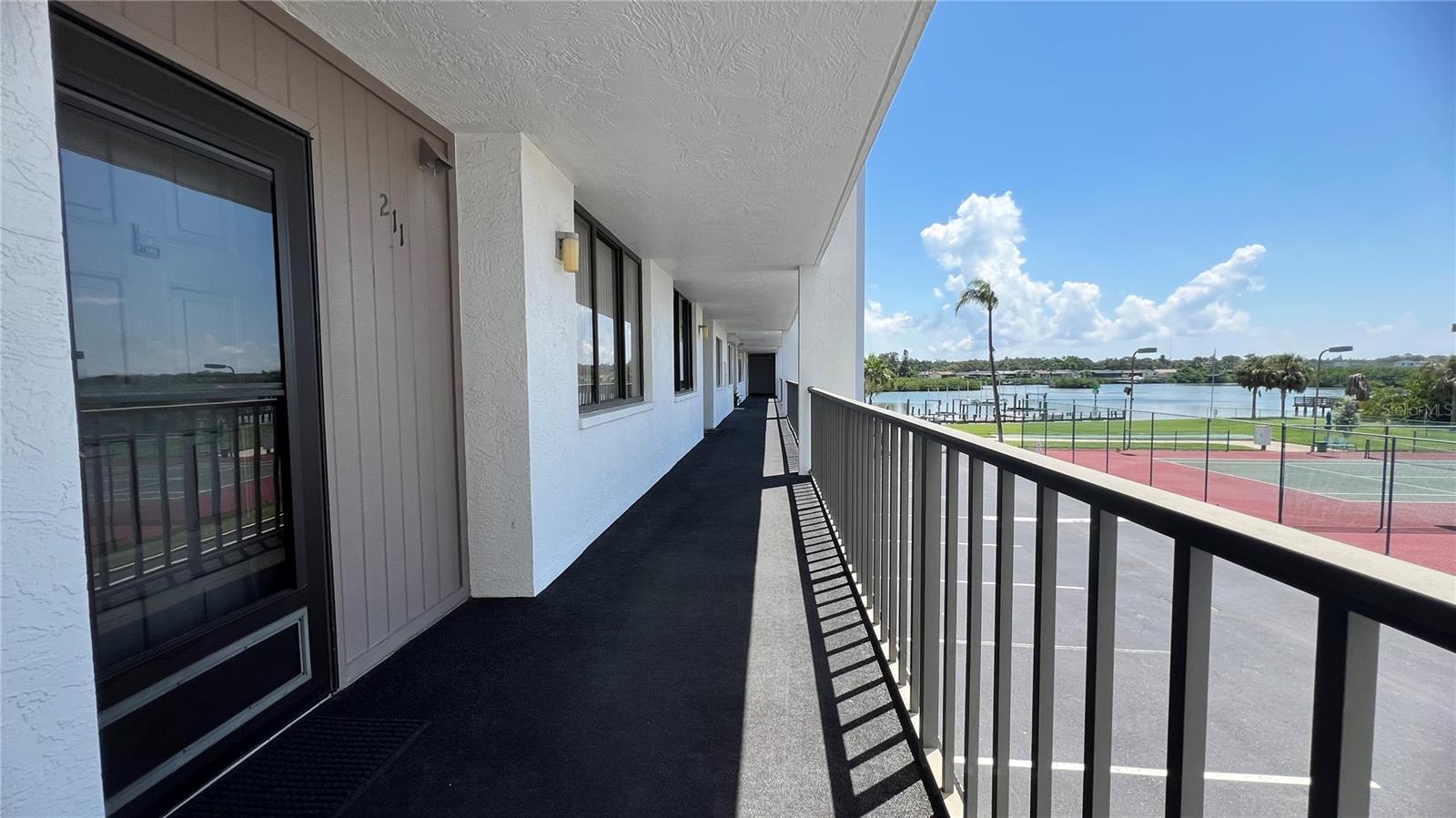 Image 10 of 56 For 19111 Vista Bay Drive 211