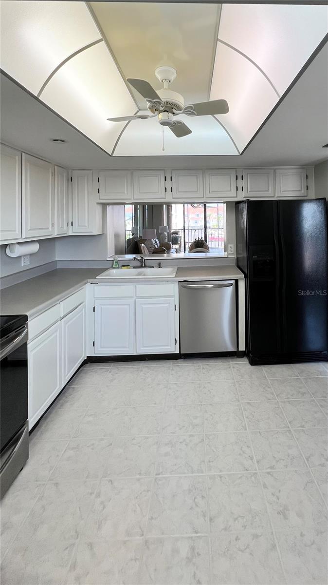 Image 14 of 56 For 19111 Vista Bay Drive 211