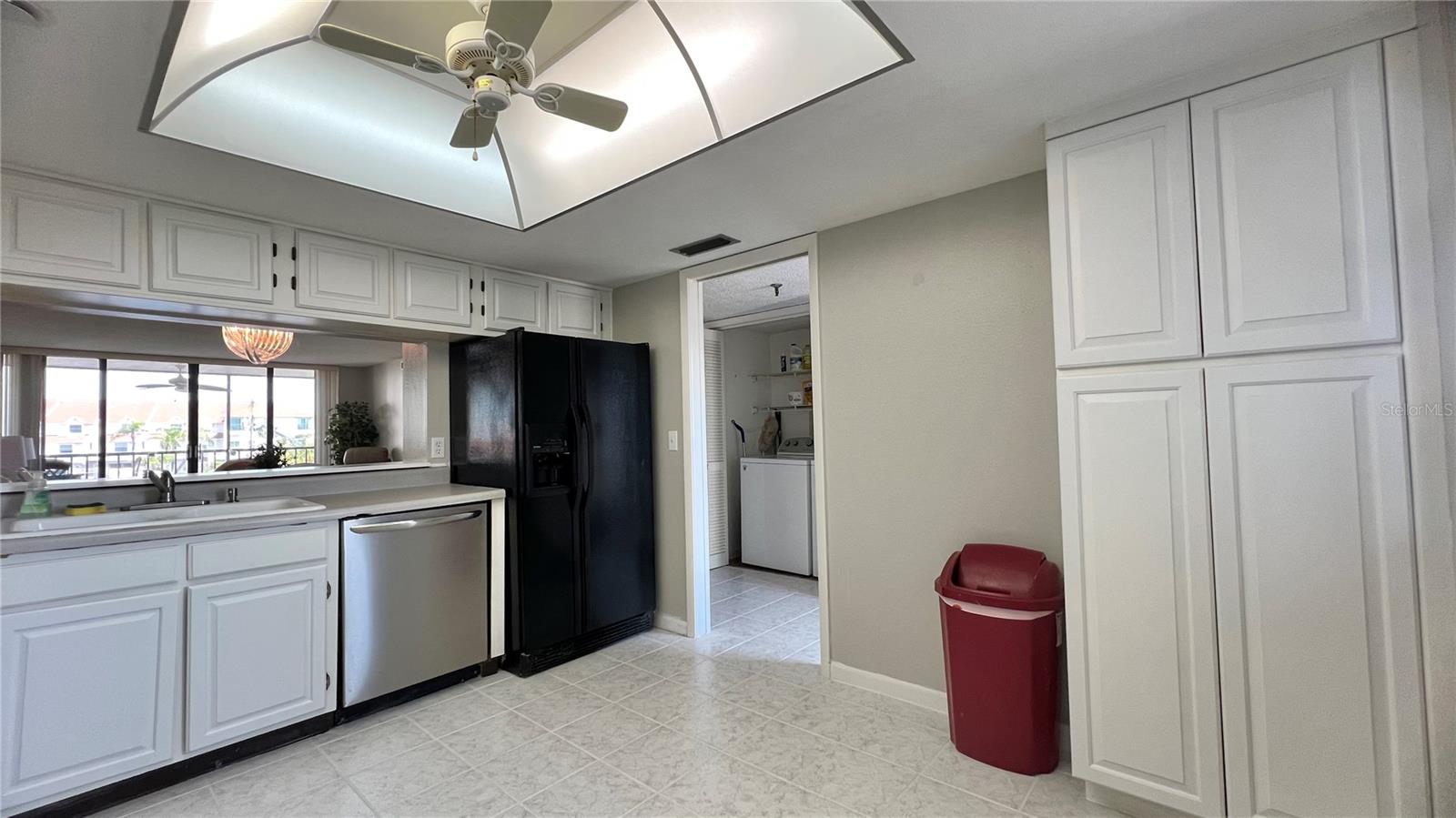 Image 15 of 56 For 19111 Vista Bay Drive 211