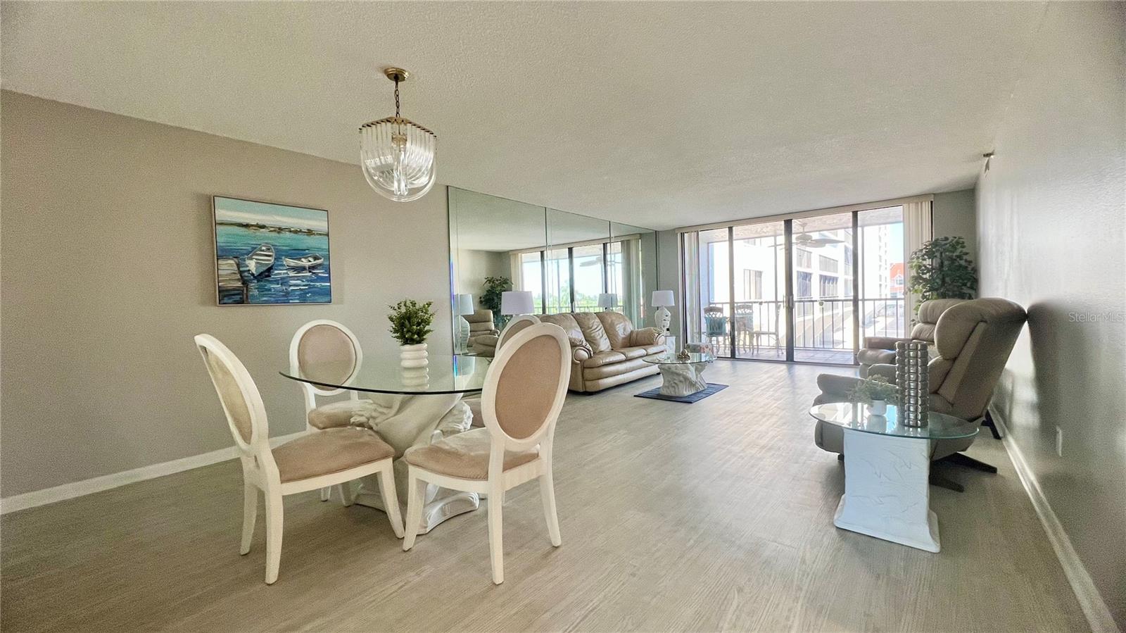 Image 17 of 56 For 19111 Vista Bay Drive 211
