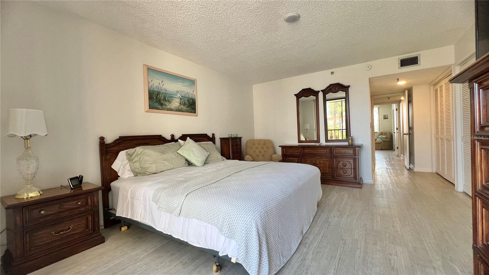 Image 36 of 56 For 19111 Vista Bay Drive 211
