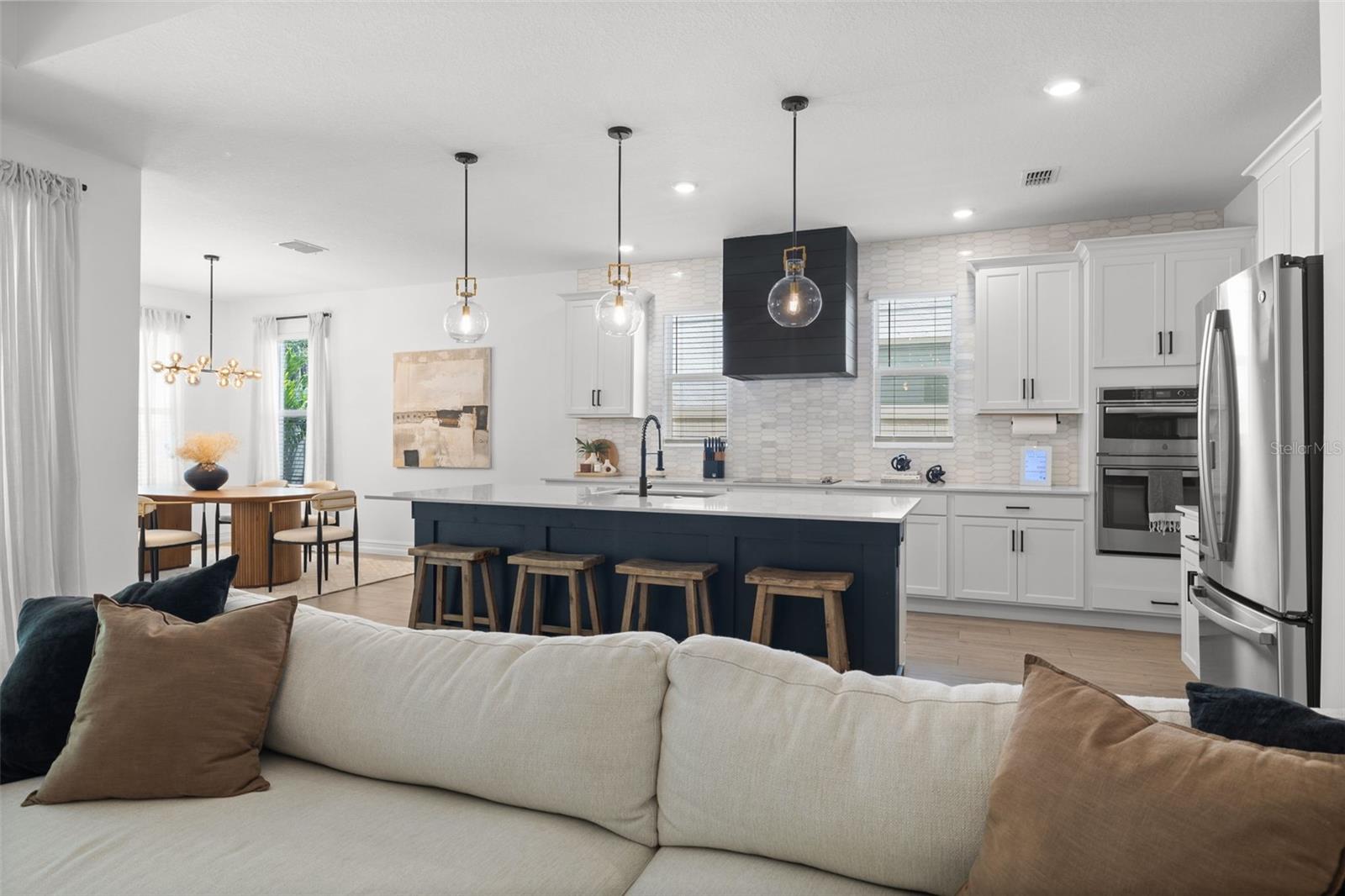 Listing photo id 12 for 18362 Serene Lake Loop