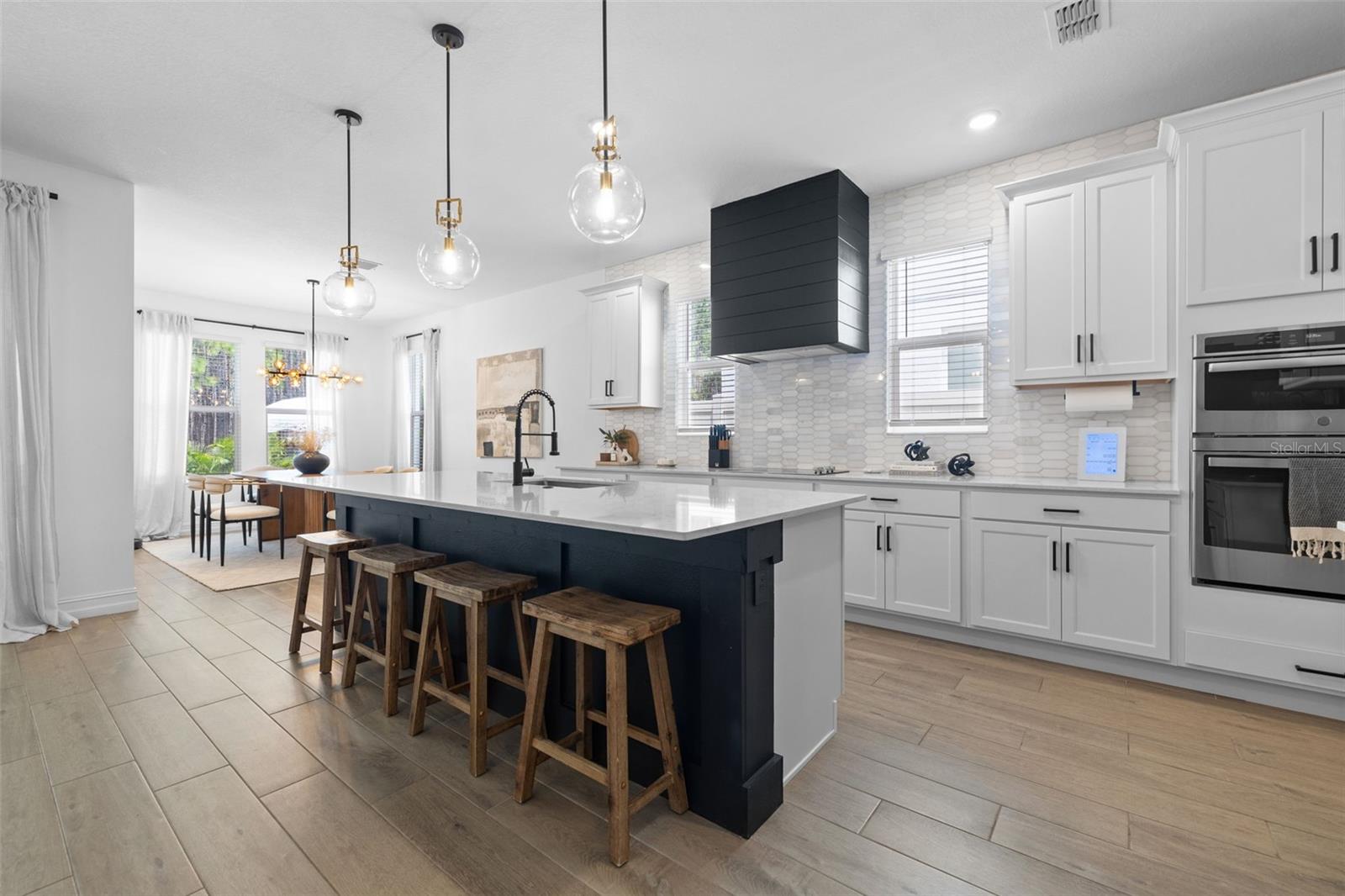 Listing photo id 14 for 18362 Serene Lake Loop