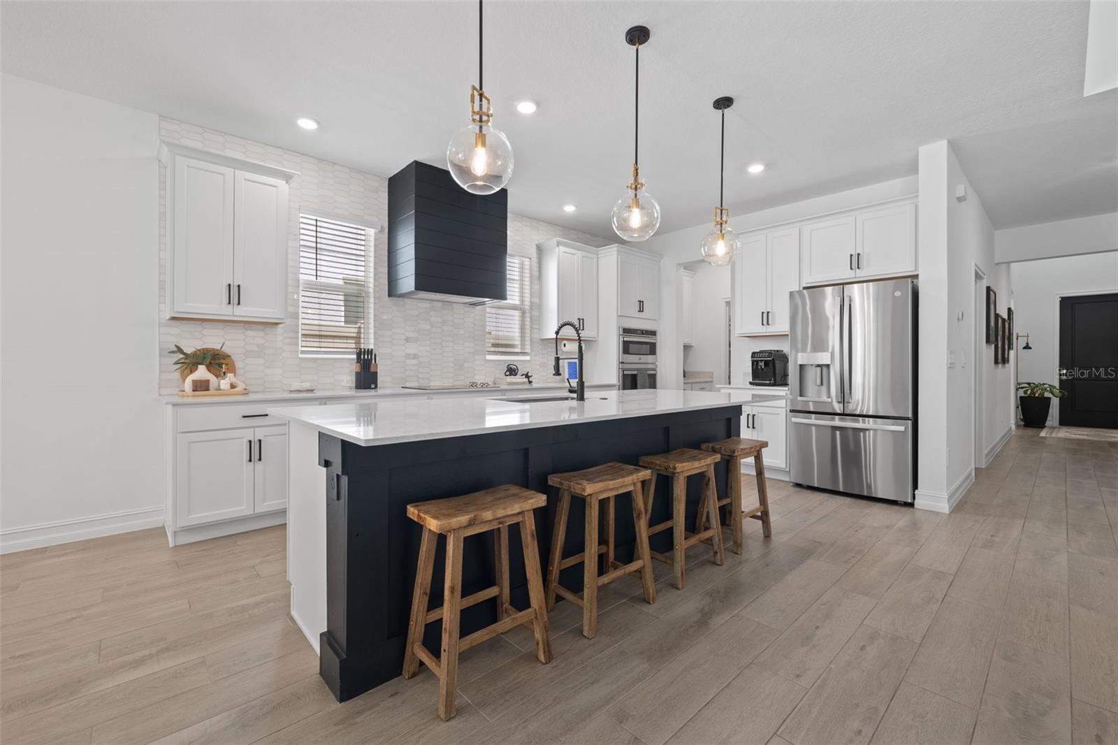 Listing photo id 17 for 18362 Serene Lake Loop