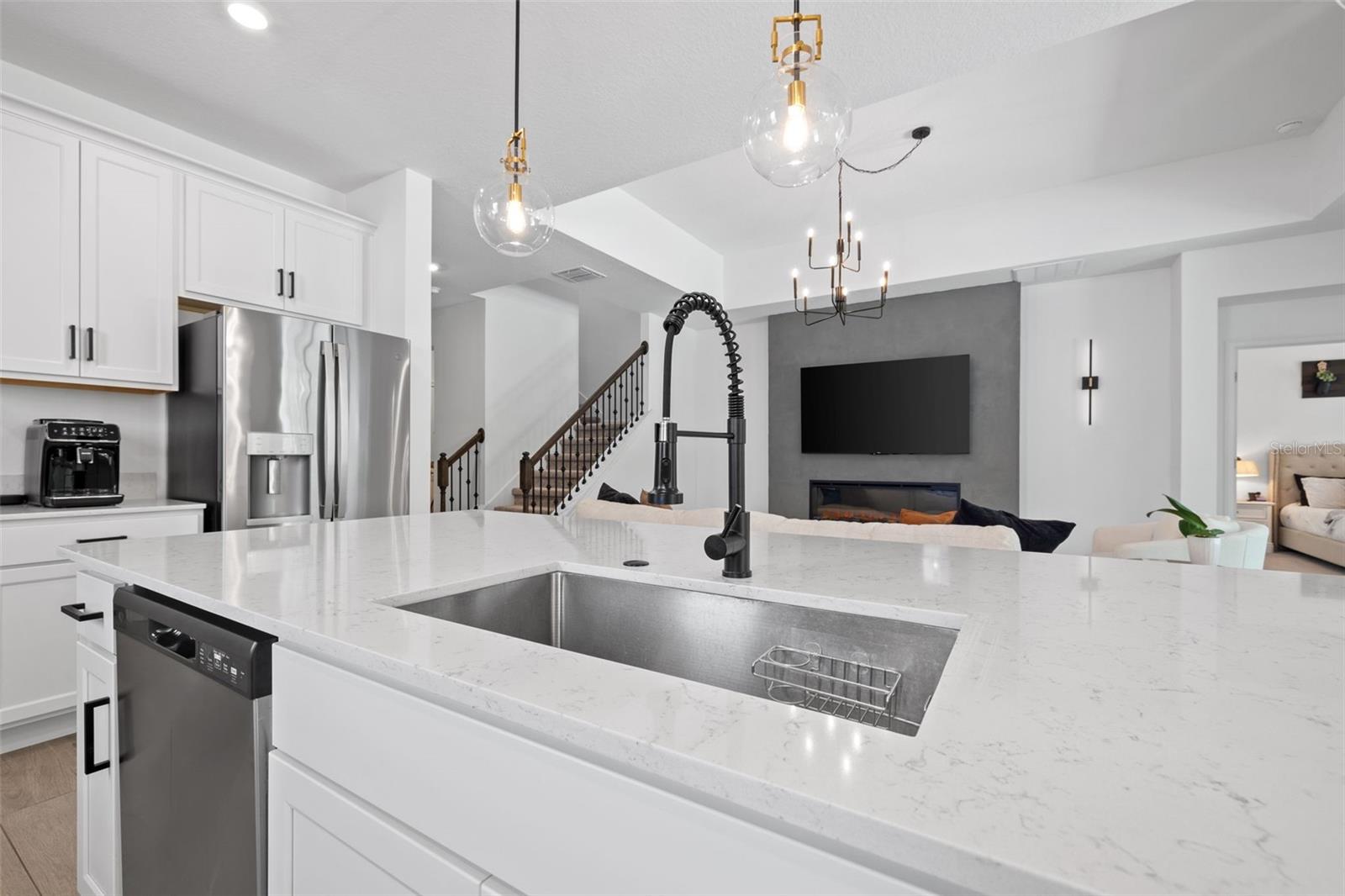 Listing photo id 20 for 18362 Serene Lake Loop