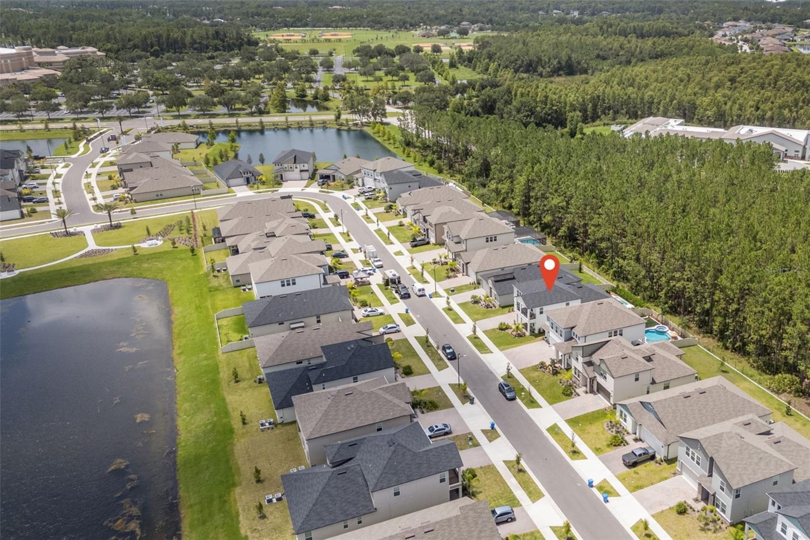 Listing photo id 2 for 18362 Serene Lake Loop