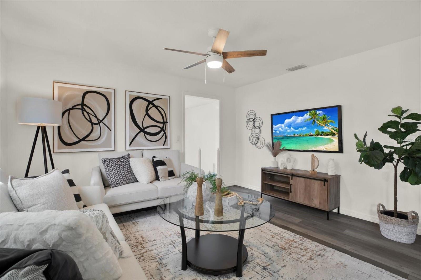 Image 6 of 7 For 4082 38th Avenue N