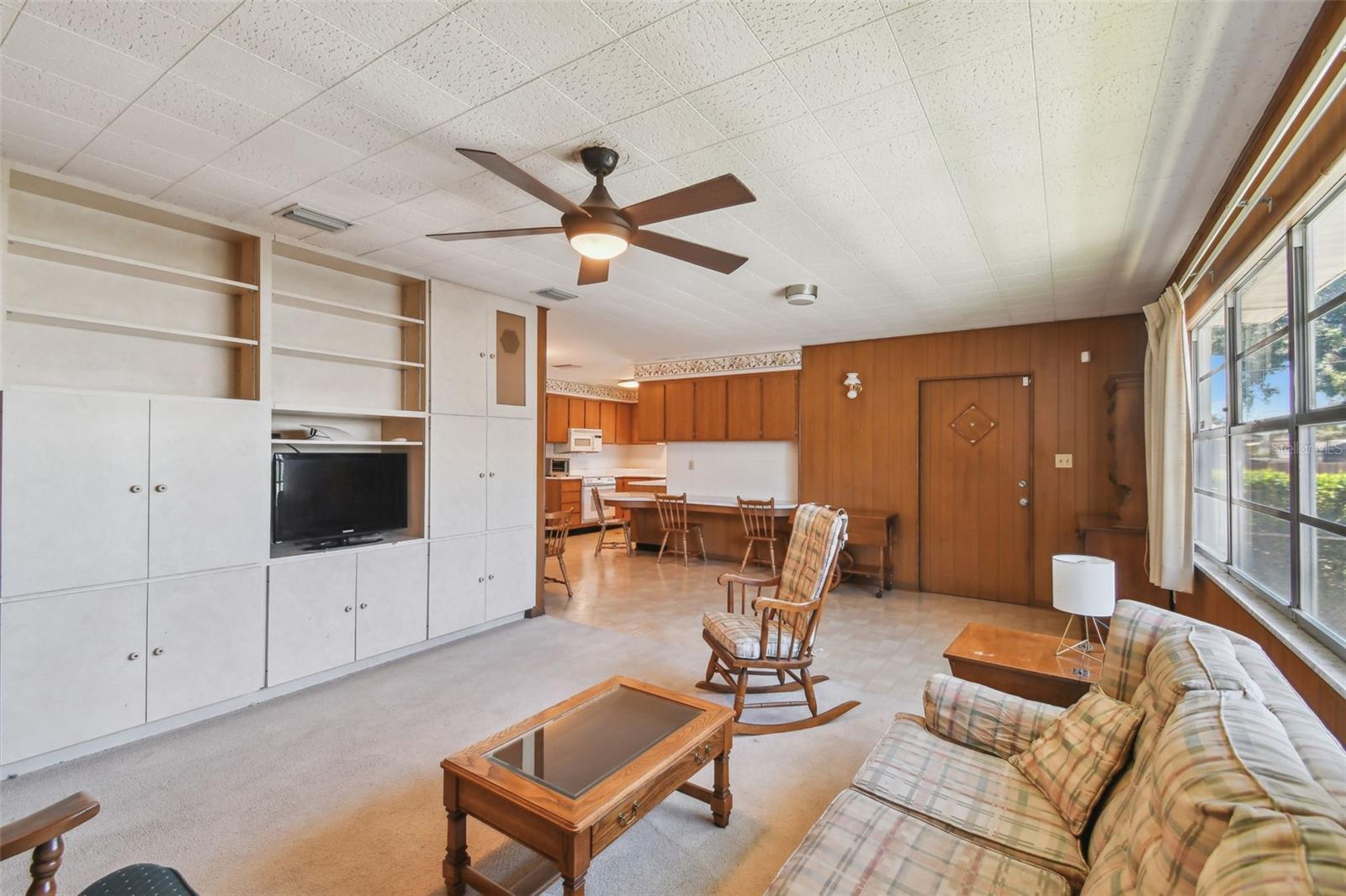 Image 15 of 28 For 3015 North B Street