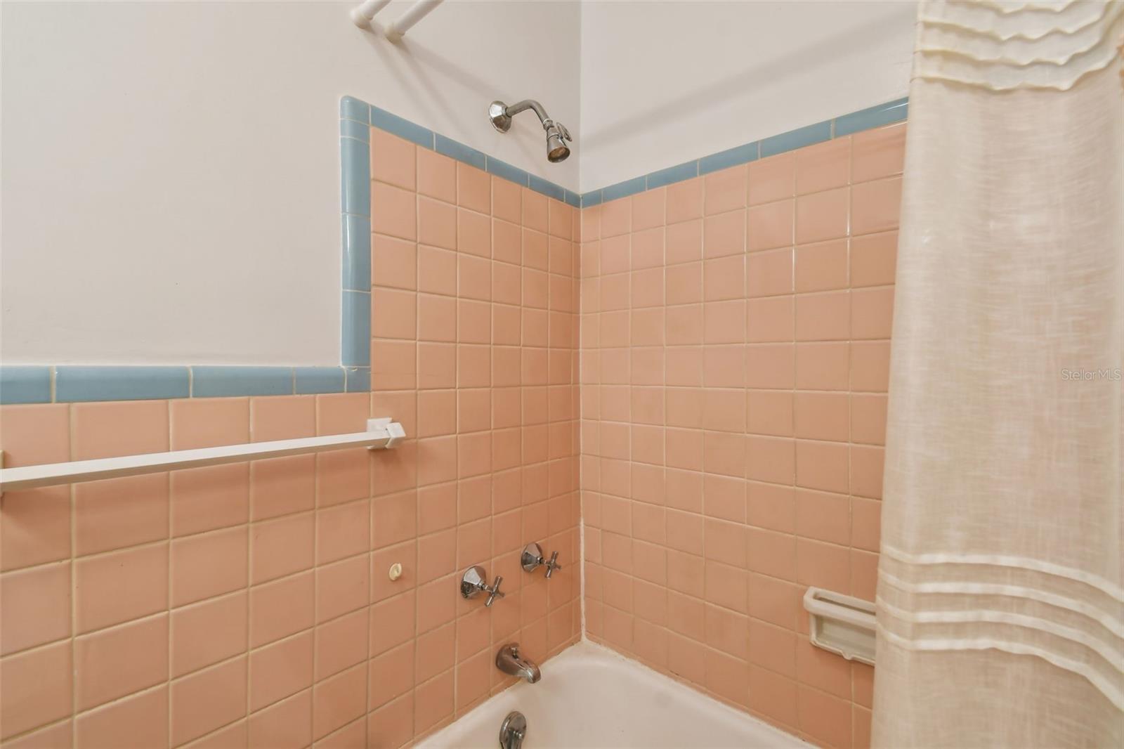 Image 19 of 28 For 3015 North B Street