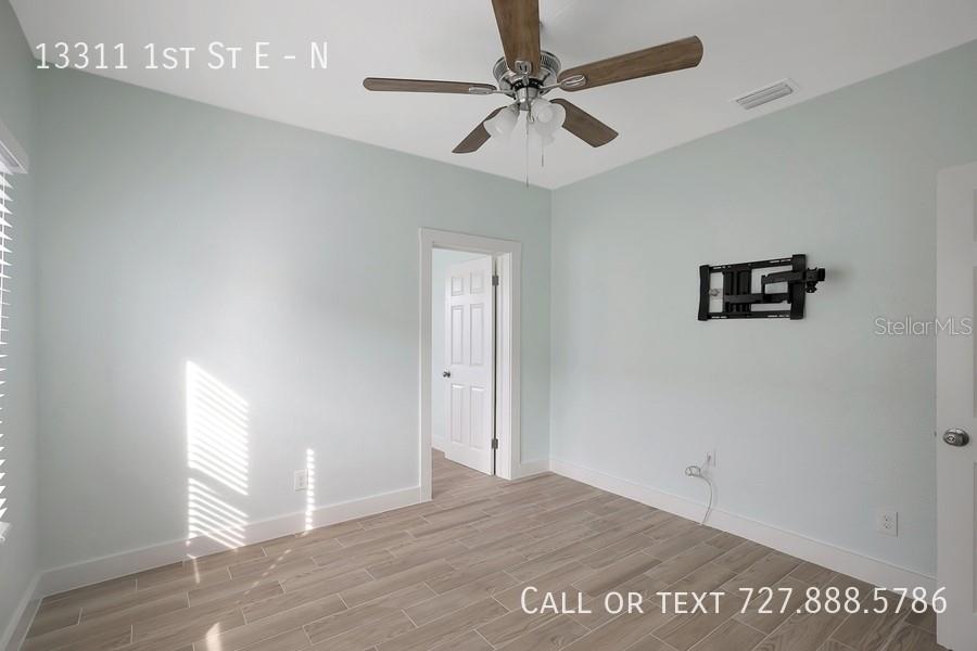 Image 10 of 17 For 13311 1st Street E N