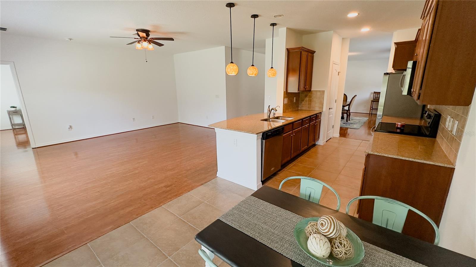 Image 16 of 59 For 6411 Foxbury Ridge Lane