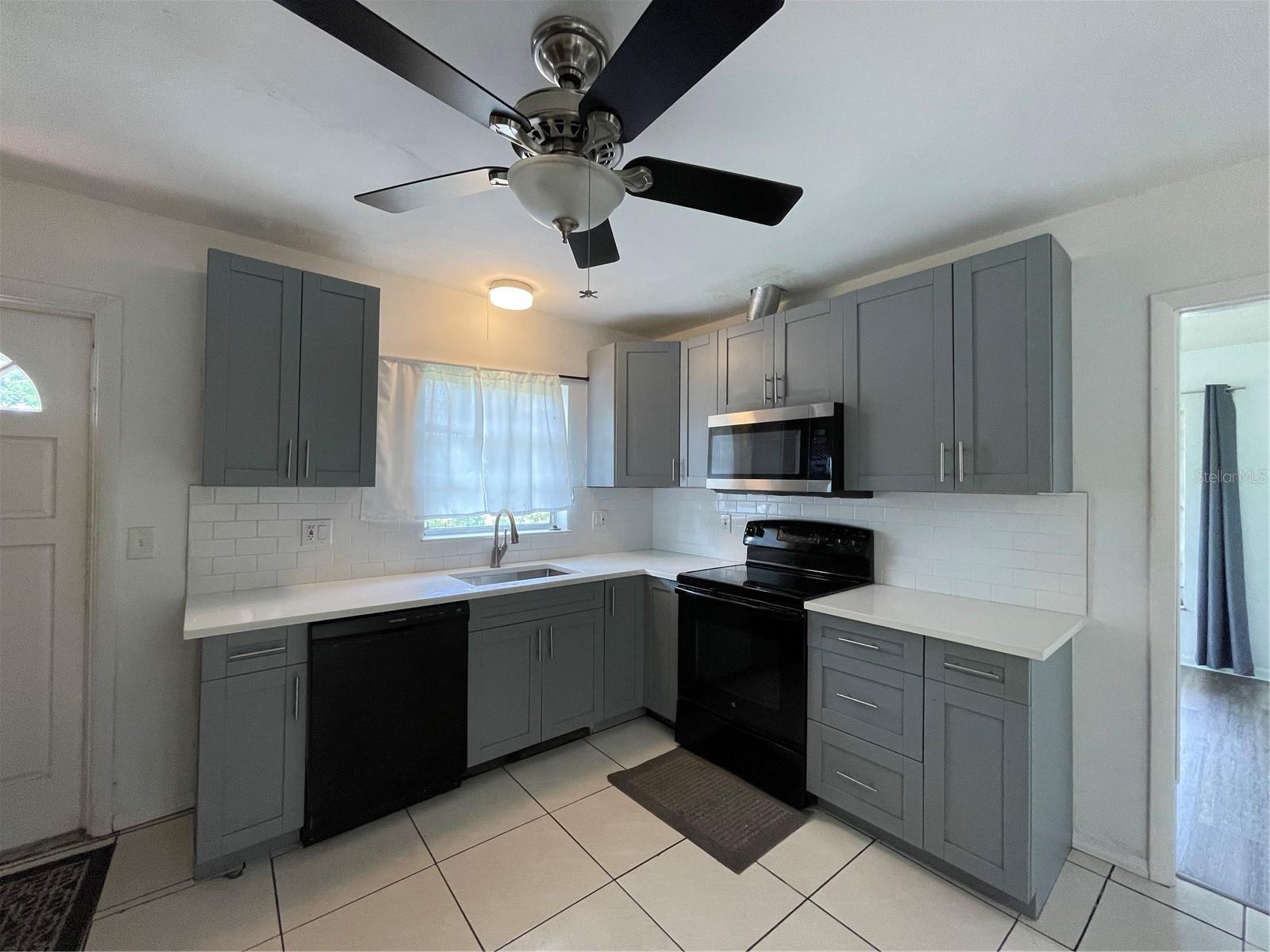Image 15 of 25 For 1902 Nassau Street