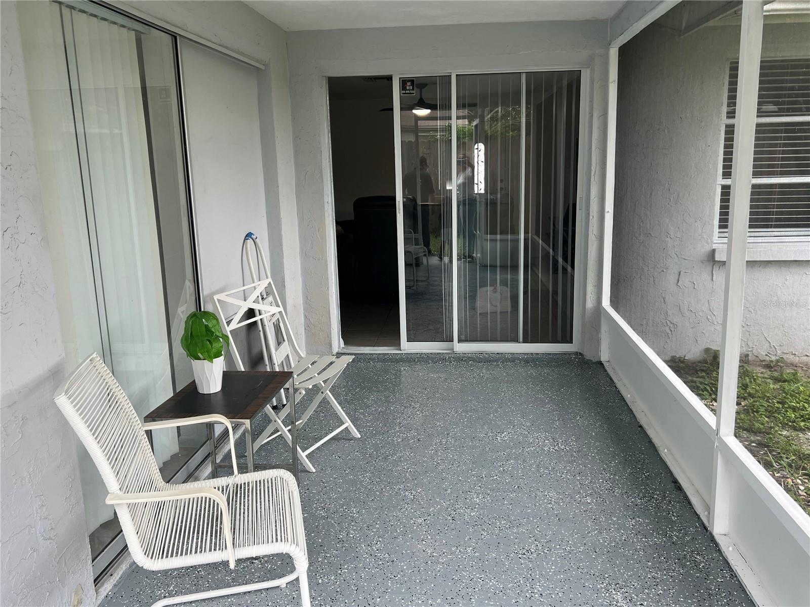 Listing photo id 16 for 7031 Ingleside Drive