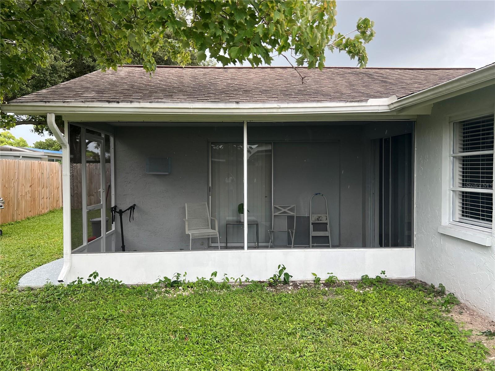 Listing photo id 17 for 7031 Ingleside Drive