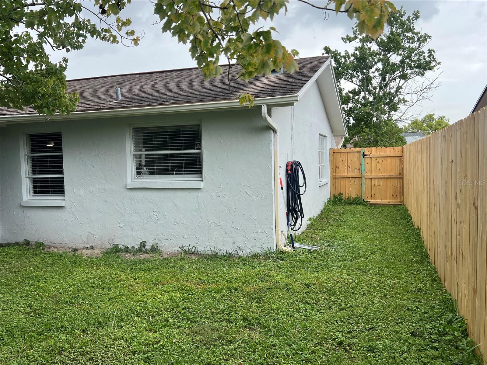 Listing photo id 18 for 7031 Ingleside Drive