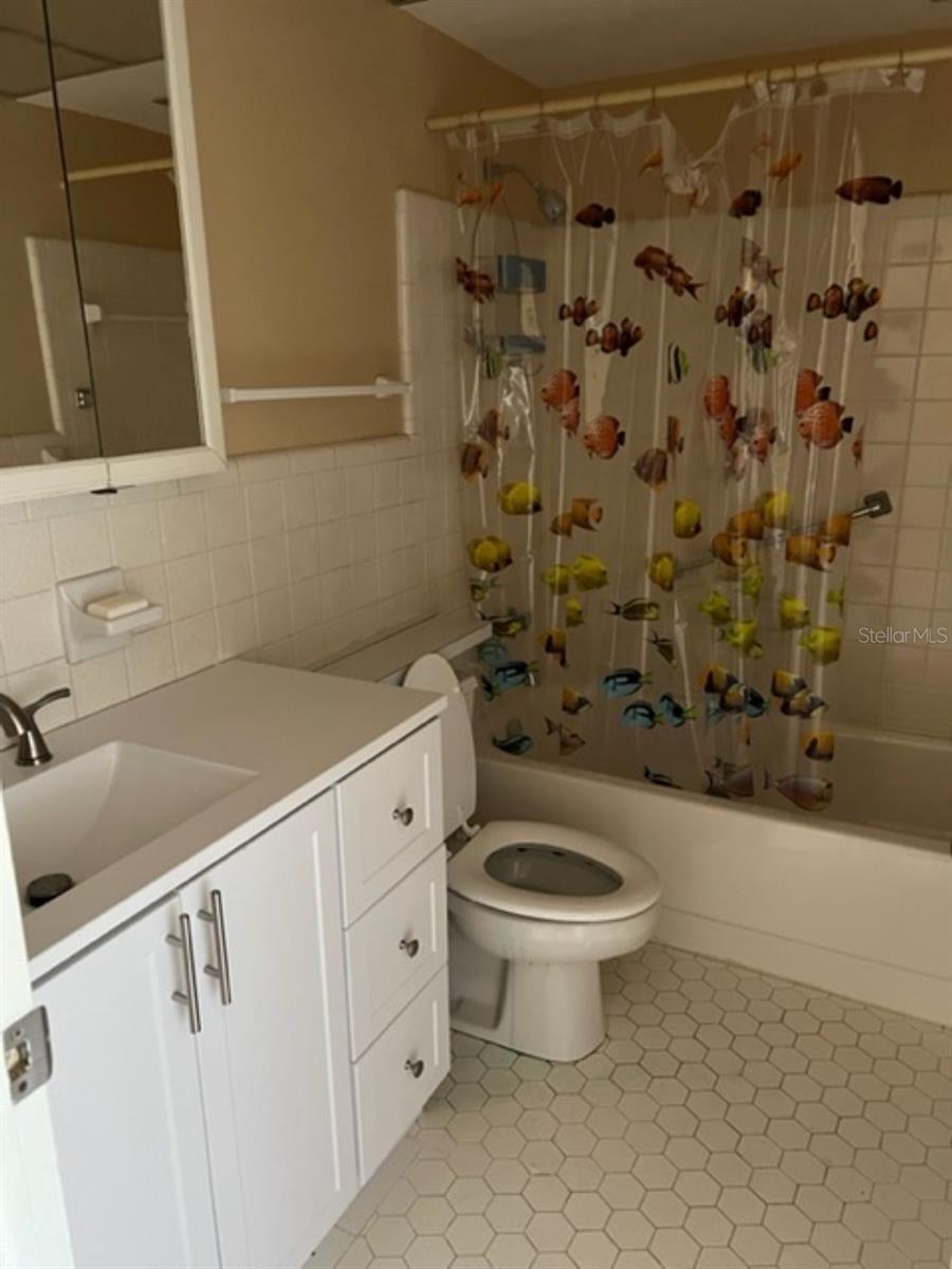 Image 16 of 20 For 11251 80th Avenue 308