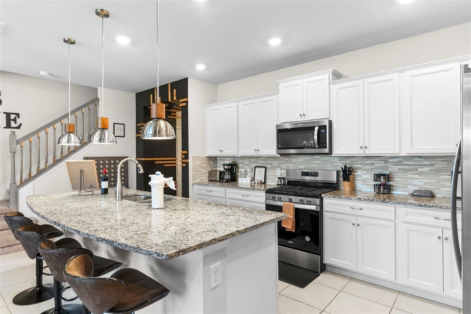 Image 10 of 50 For 7614 Oak Spring Lane