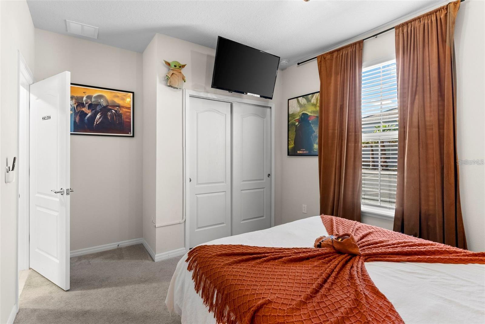 Image 19 of 50 For 7614 Oak Spring Lane