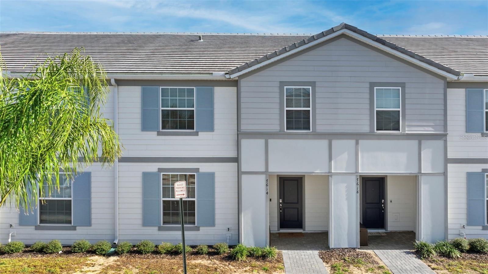 Image 3 of 50 For 7614 Oak Spring Lane