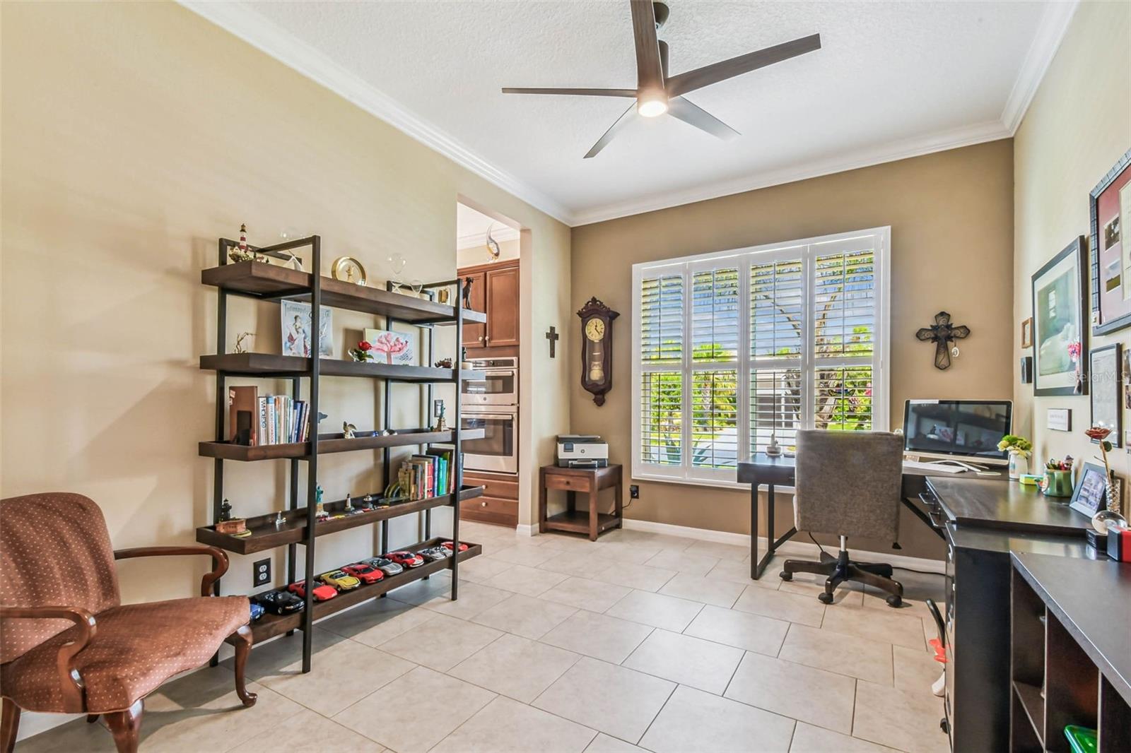 Image 16 of 53 For 16301 Garnet Glen Place