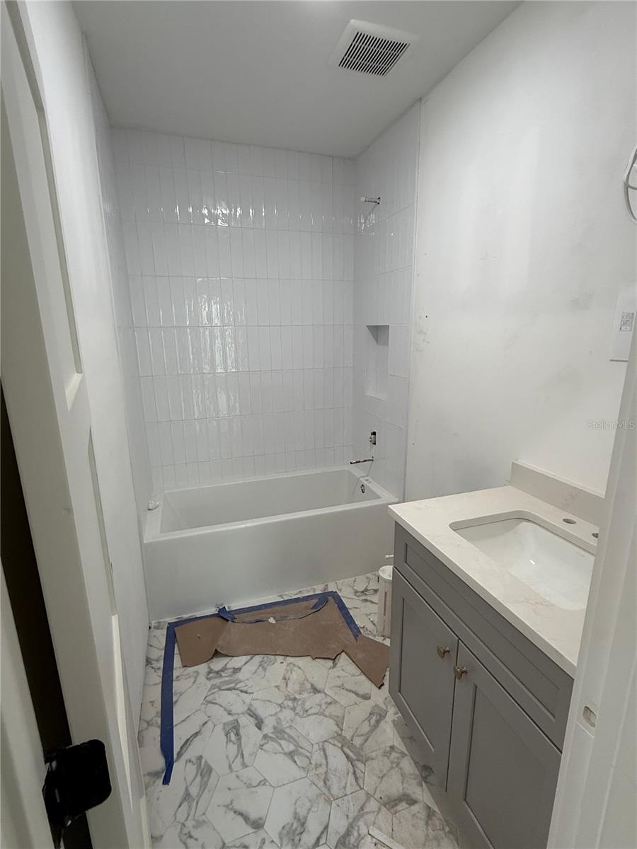 Image 6 of 15 For 1206 Lemon Street