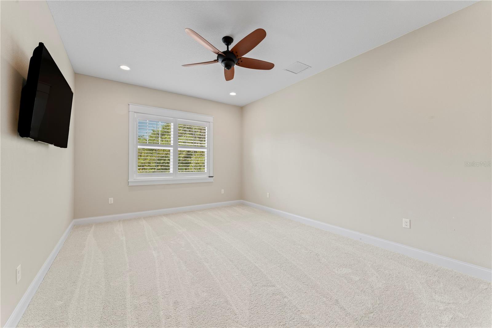 Image 71 of 100 For 3207 Morrison Avenue