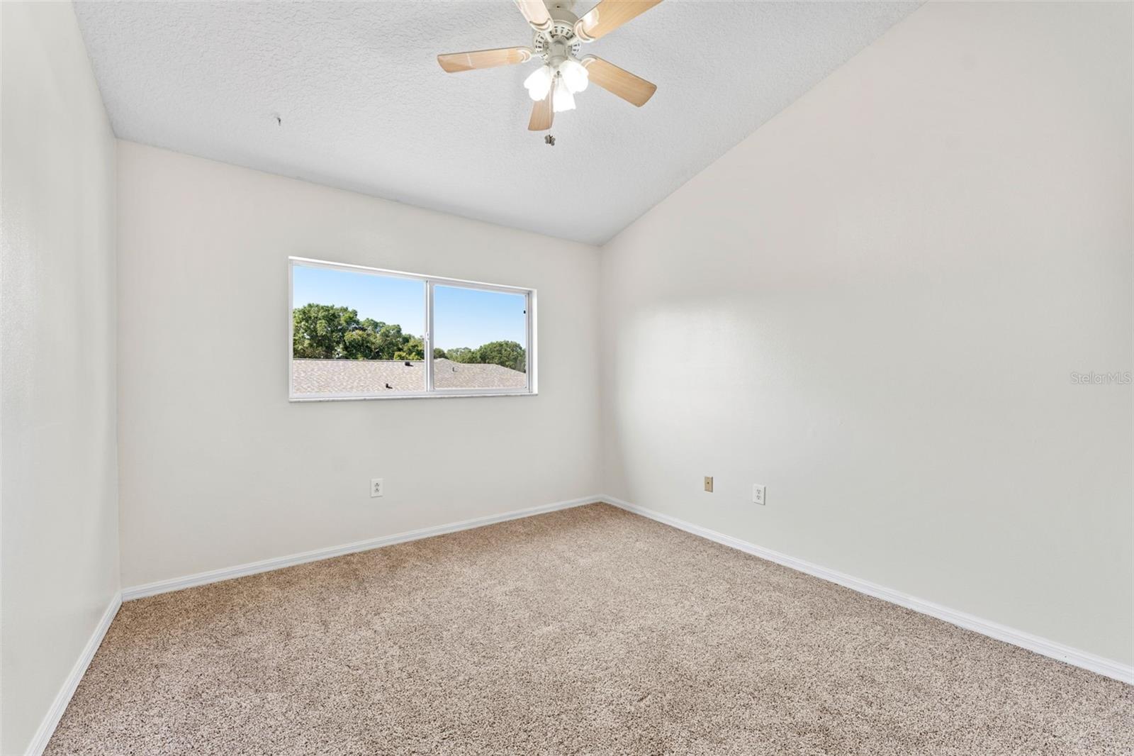 Image 28 of 50 For 16219 Turnbury Oak Dr