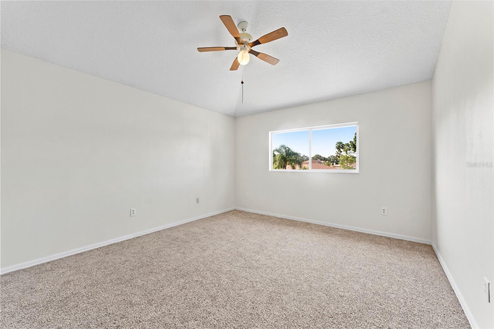 Image 31 of 50 For 16219 Turnbury Oak Dr