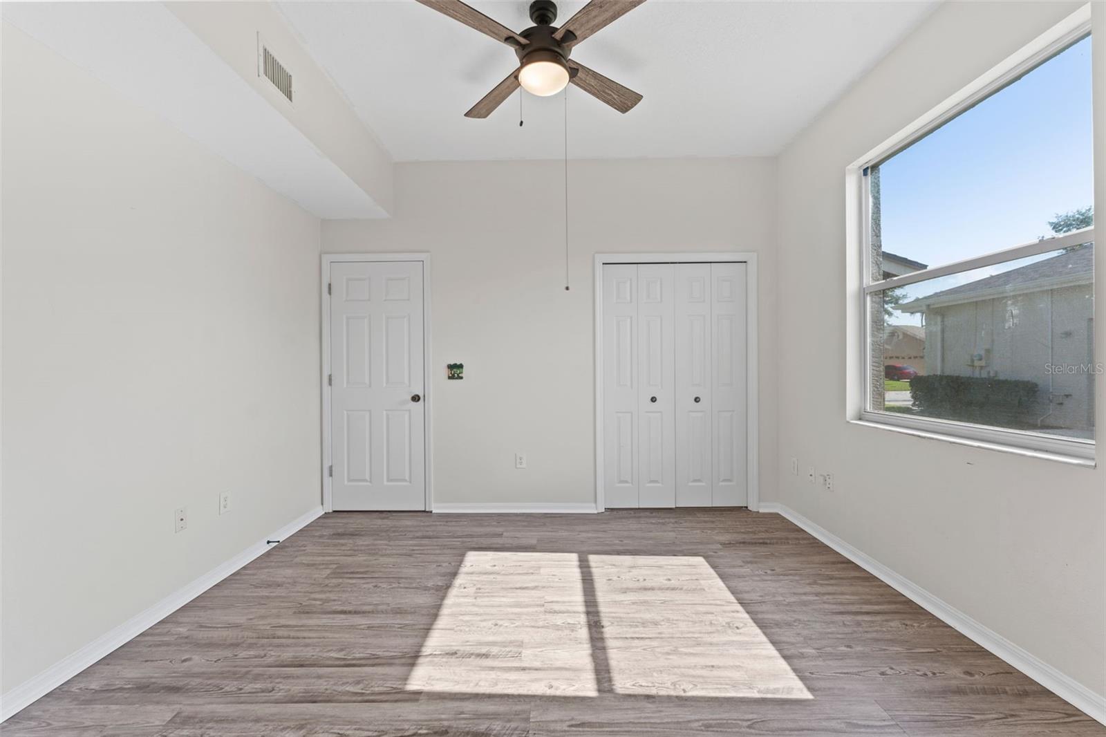 Image 36 of 50 For 16219 Turnbury Oak Dr
