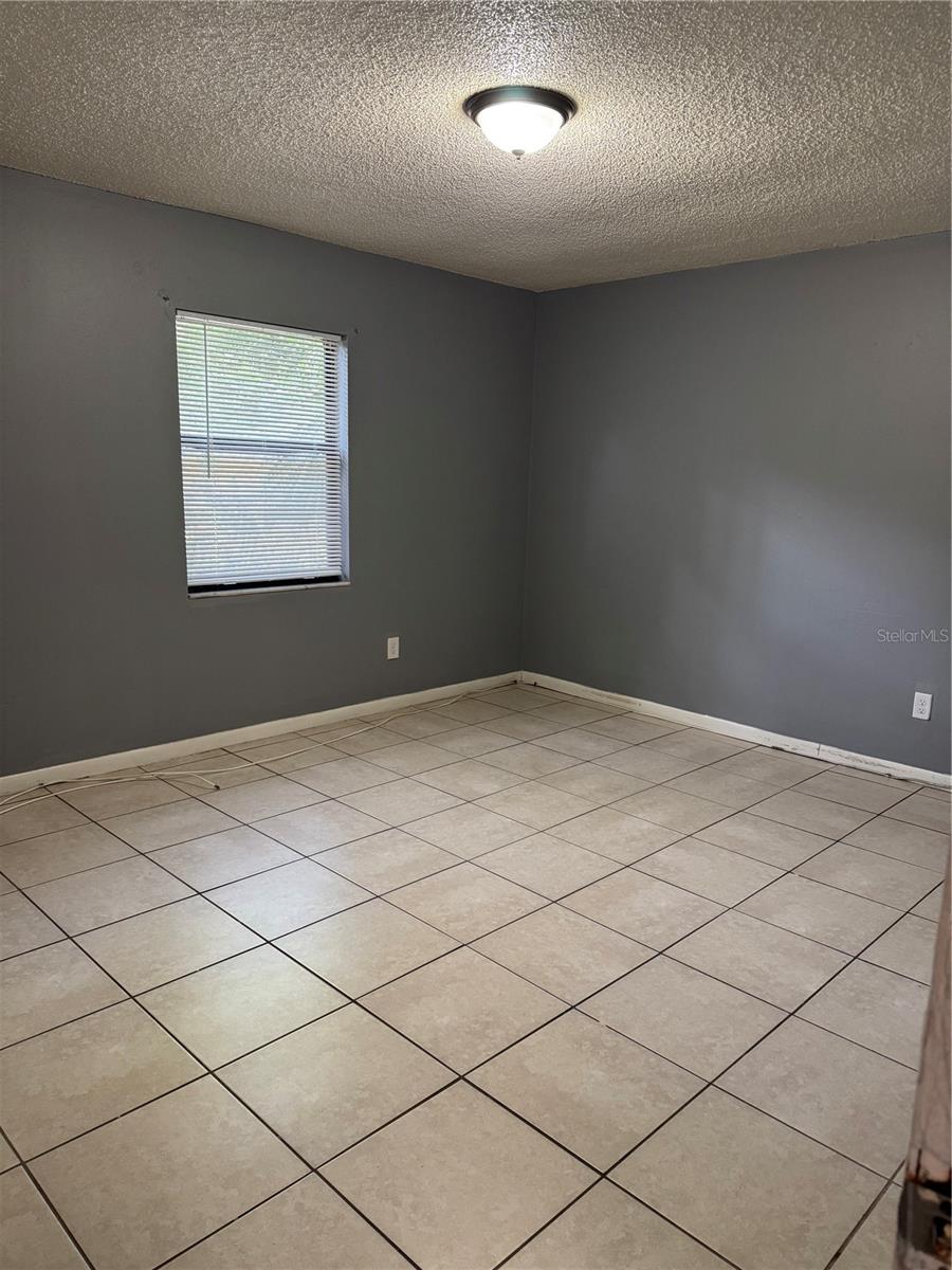 Image 25 of 31 For 1645 39th Street S