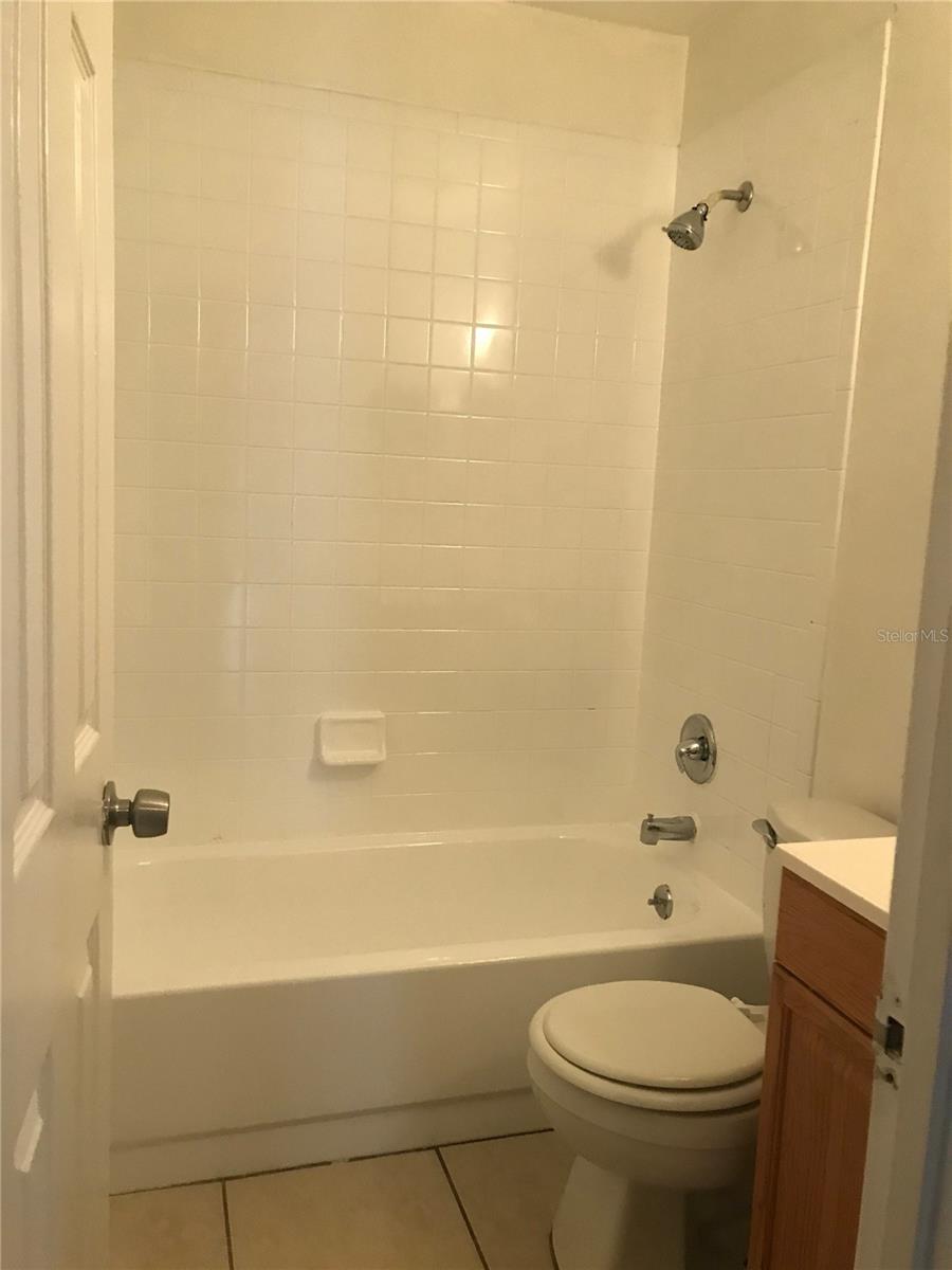 Image 7 of 31 For 1645 39th Street S
