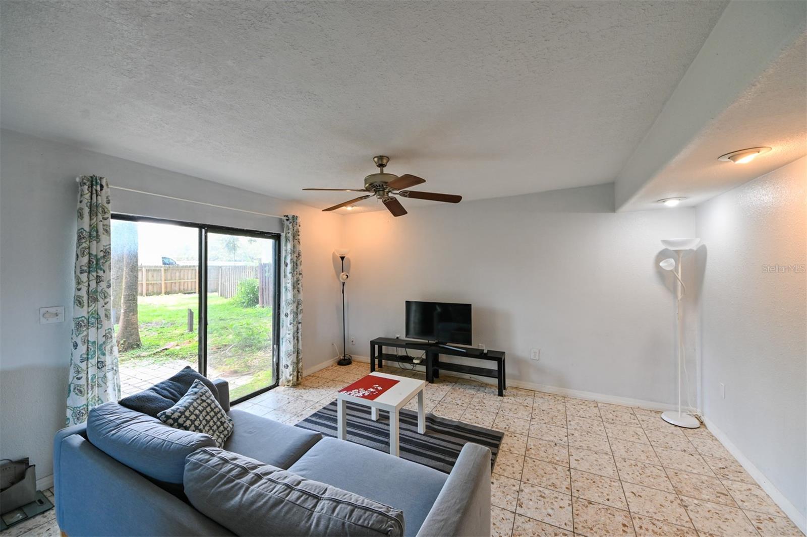Image 14 of 26 For 5627 Ashley Oaks Drive 3