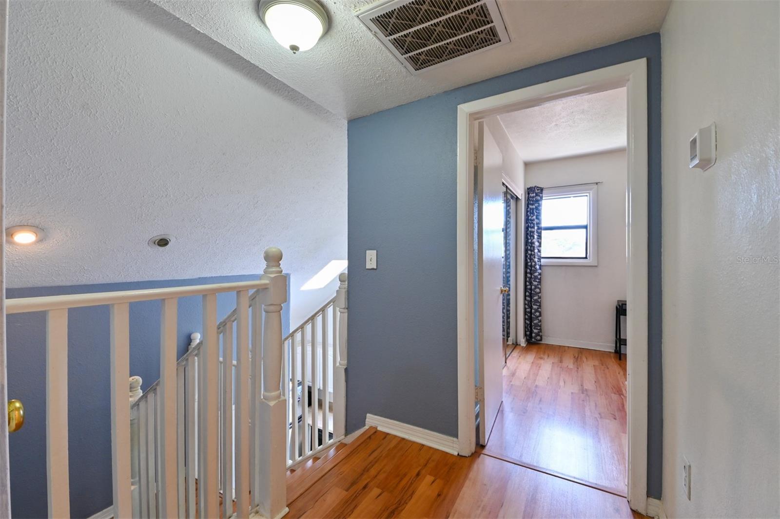 Image 17 of 26 For 5627 Ashley Oaks Drive 3