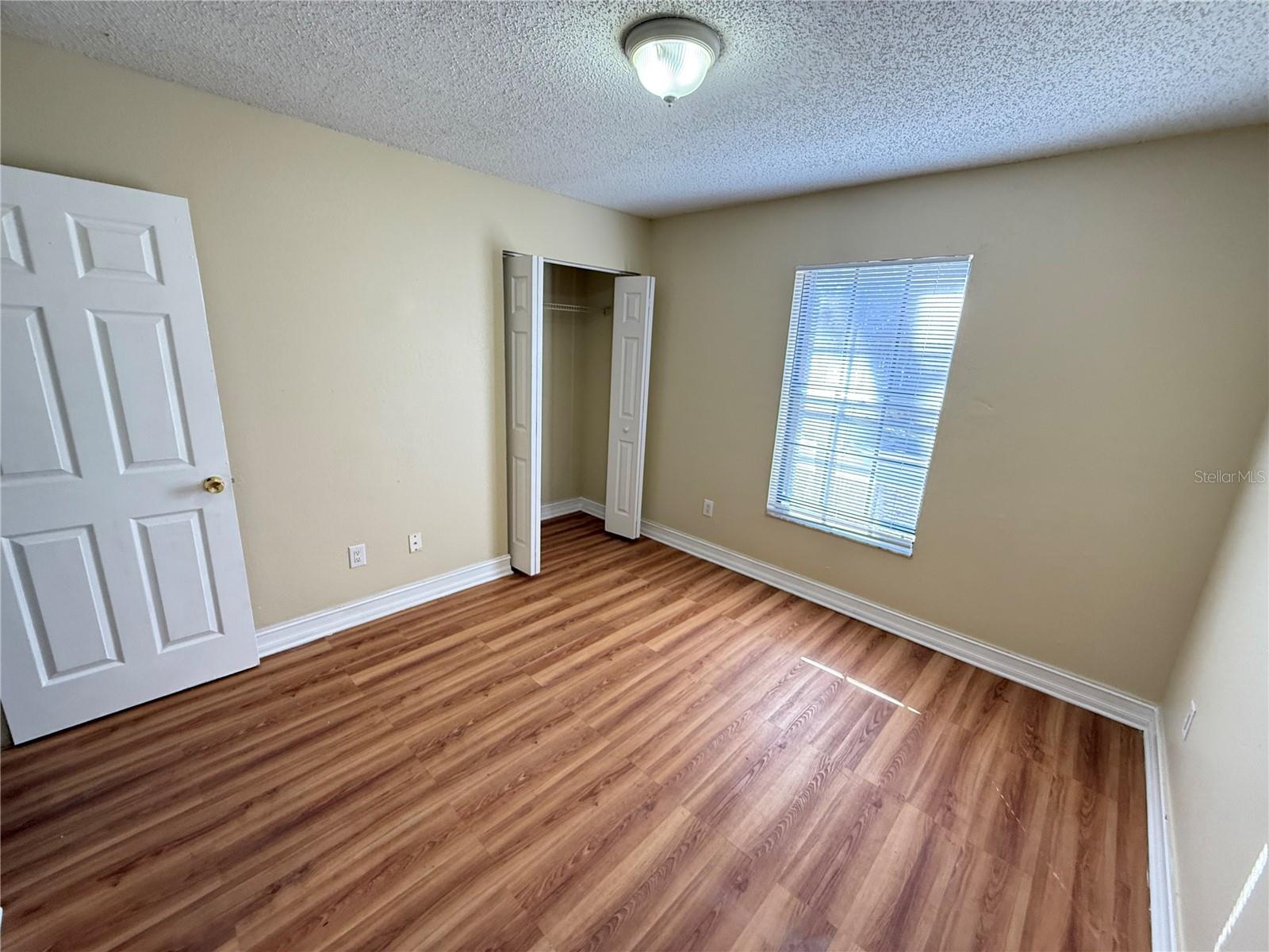 Image 10 of 19 For 21026 Voyager Boulevard 6