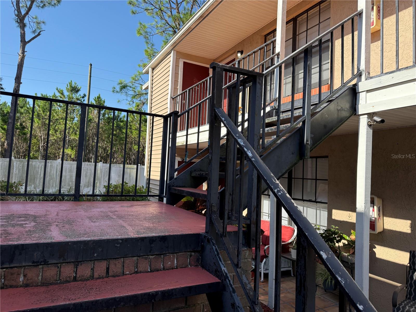 Image 16 of 19 For 21026 Voyager Boulevard 6