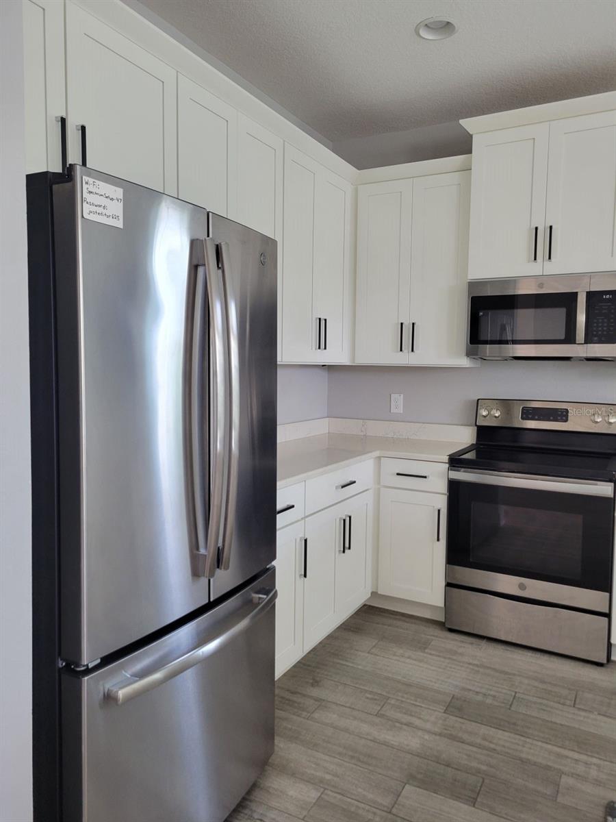 Image 10 of 28 For 444 49th Street N
