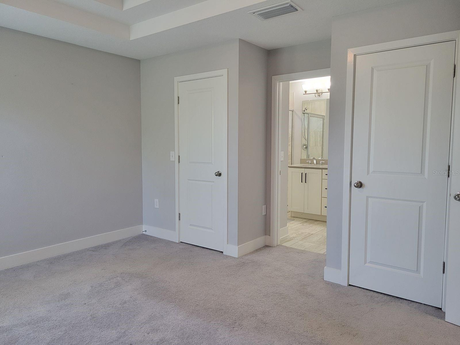 Image 18 of 28 For 444 49th Street N