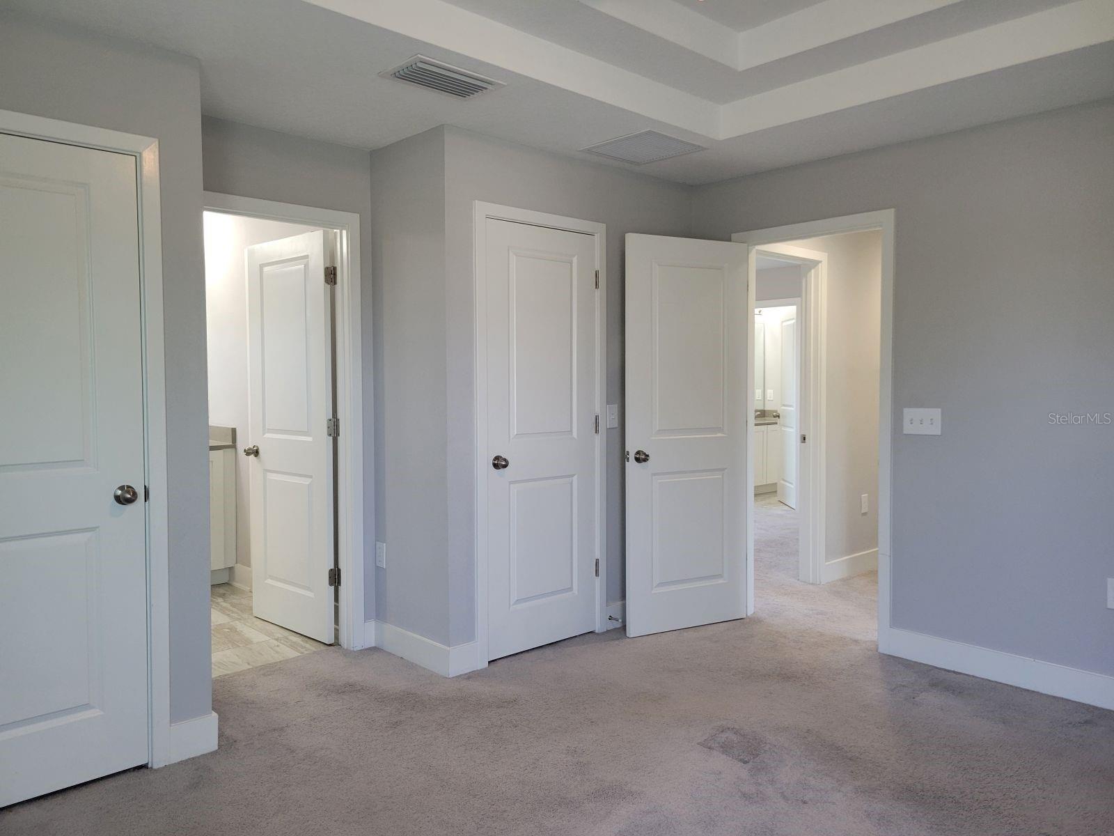 Image 19 of 28 For 444 49th Street N