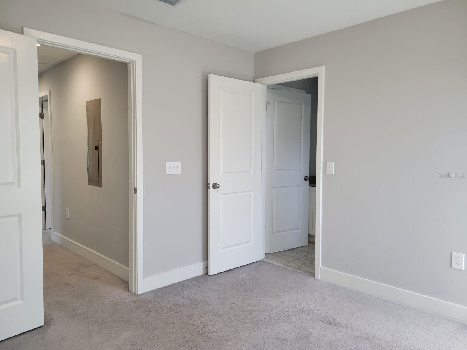 Image 26 of 28 For 444 49th Street N