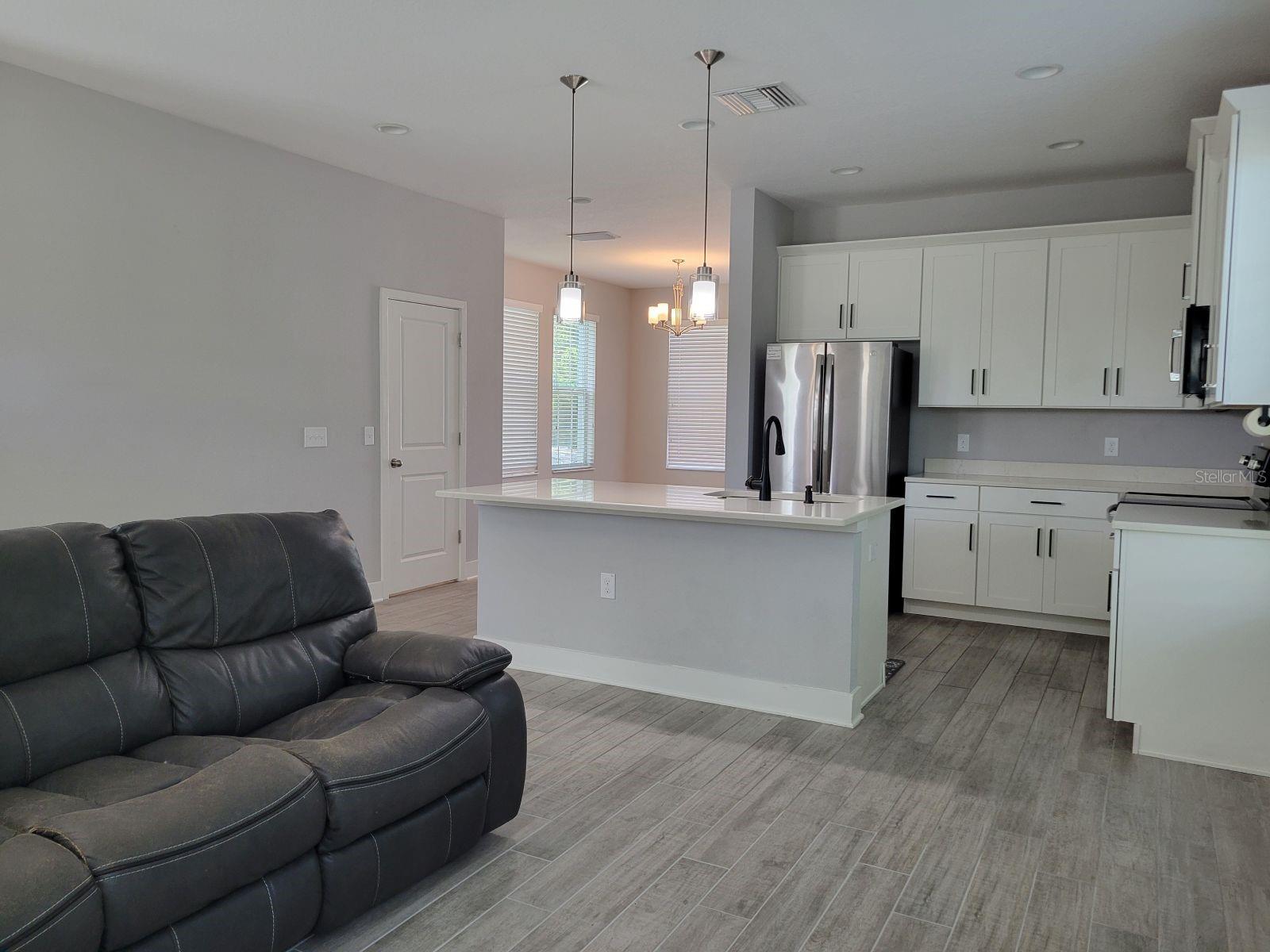Image 5 of 28 For 444 49th Street N