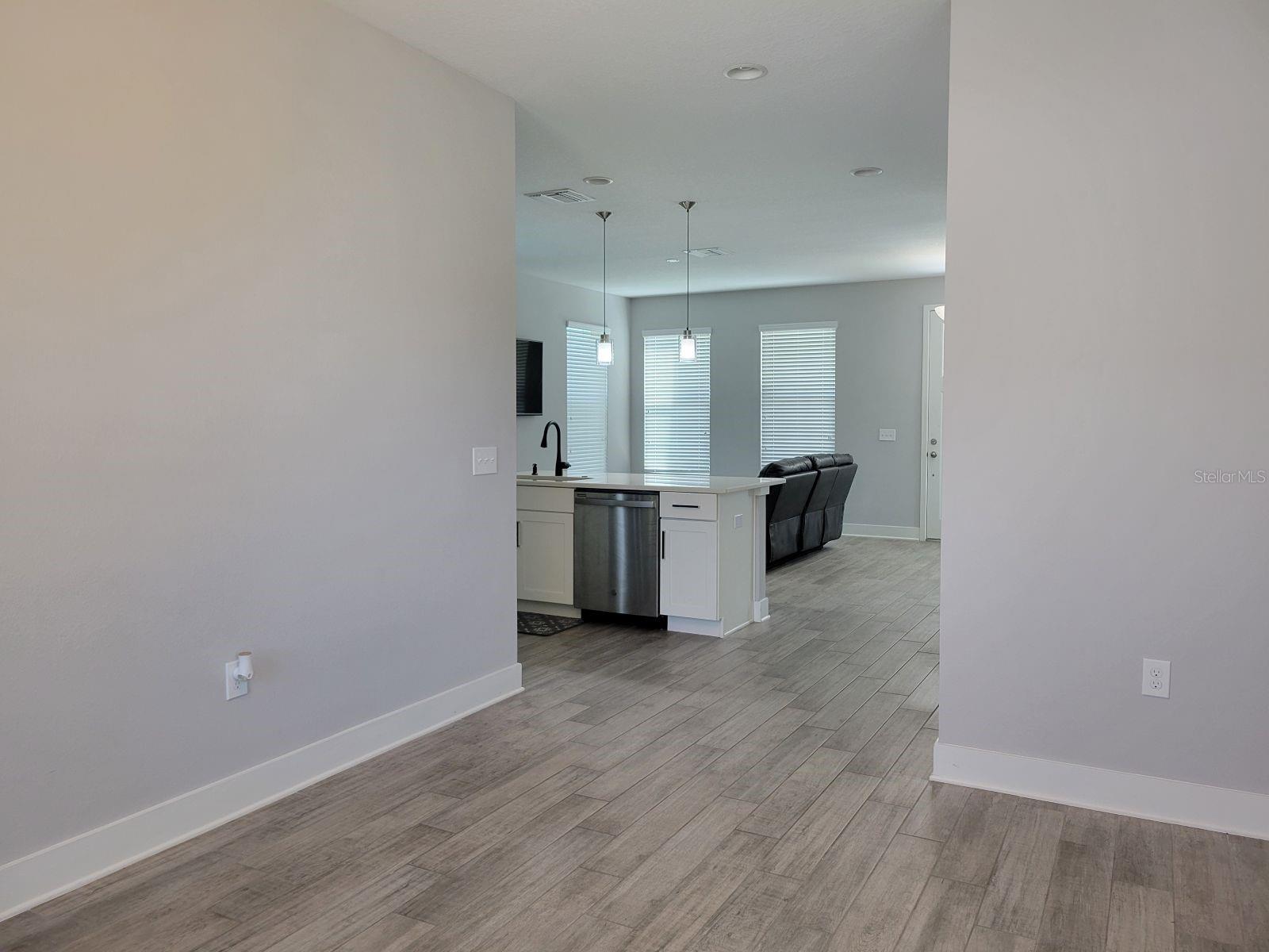Image 9 of 28 For 444 49th Street N