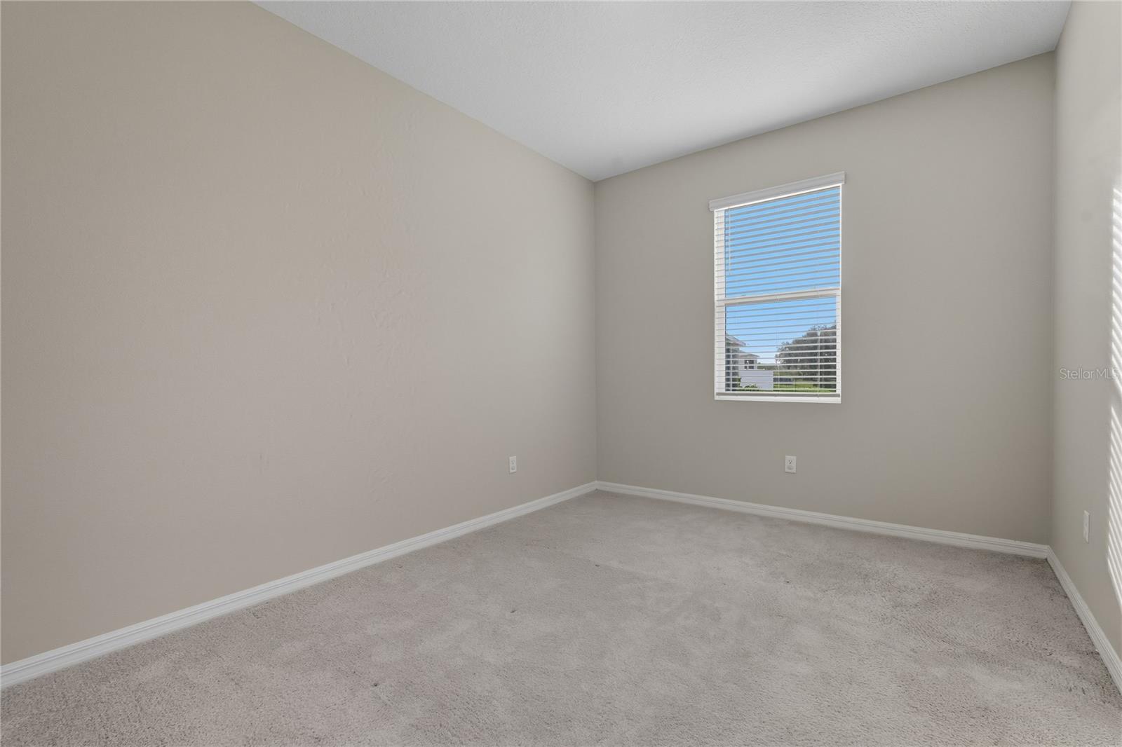 Image 19 of 46 For 13811 Whiskey Daisy Drive