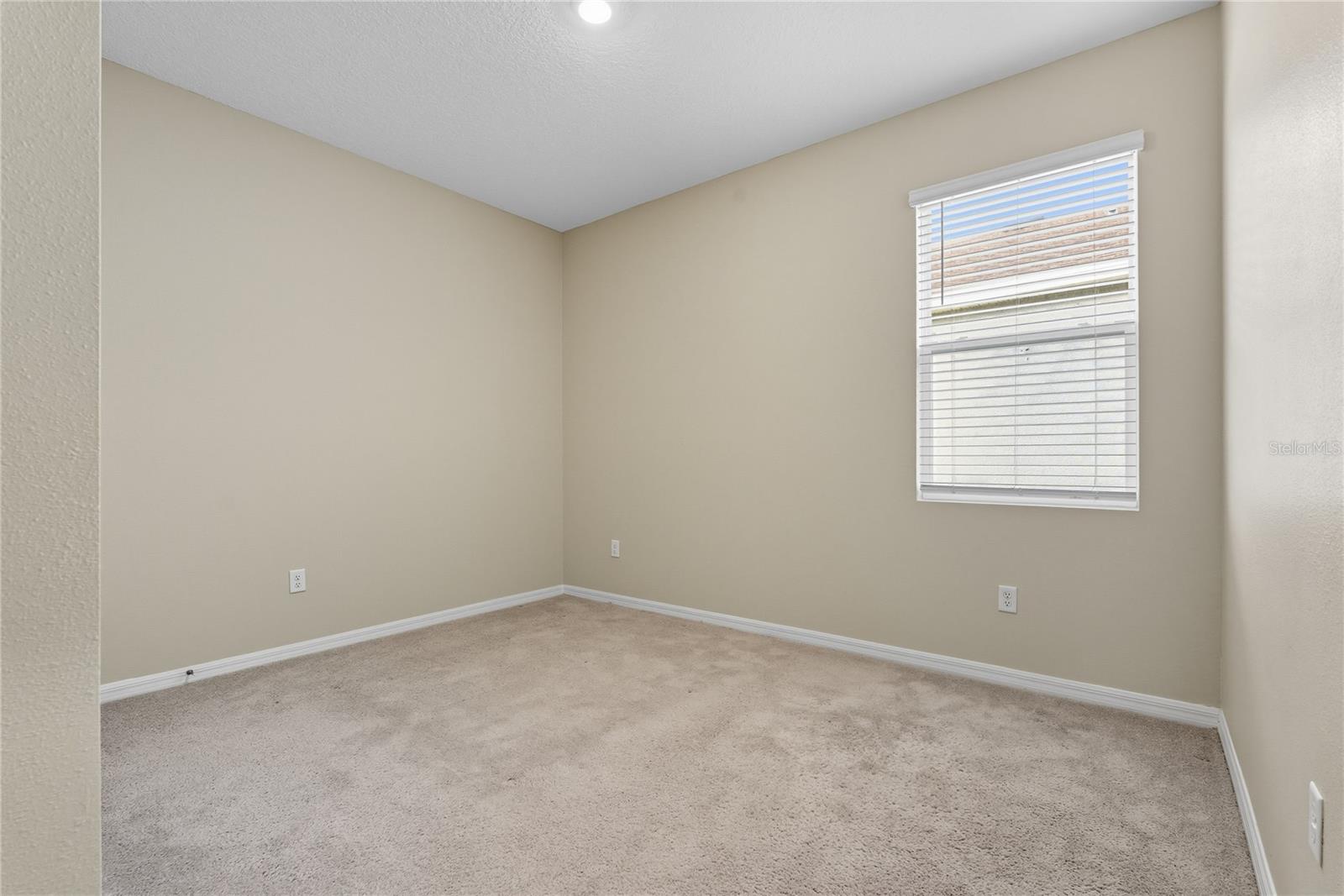 Image 31 of 46 For 13811 Whiskey Daisy Drive