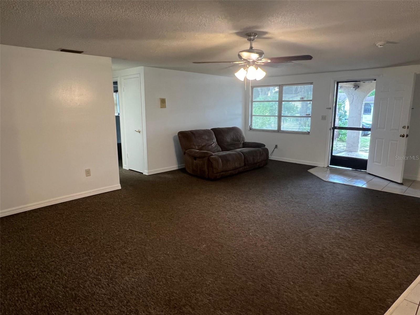 Image 7 of 20 For 8621 Robilina Road