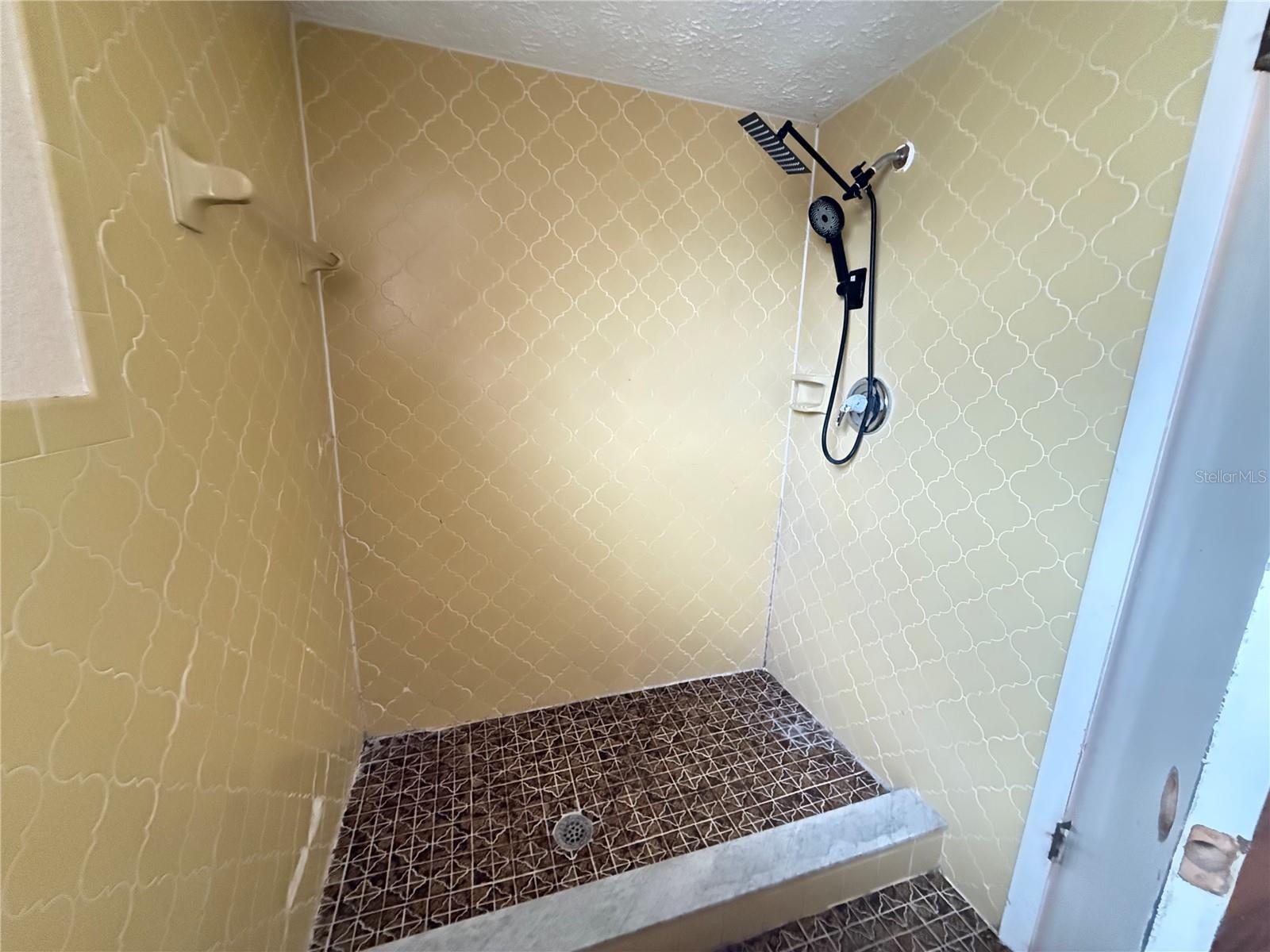 Image 22 of 38 For 15930 Adobe Drive