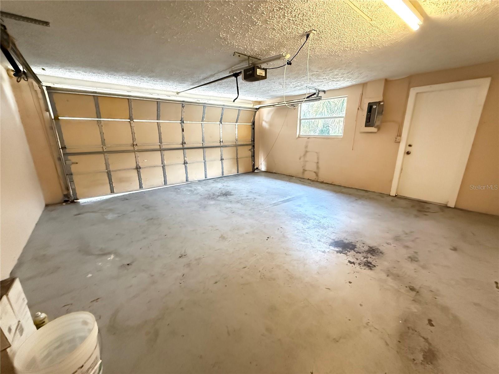 Image 23 of 38 For 15930 Adobe Drive