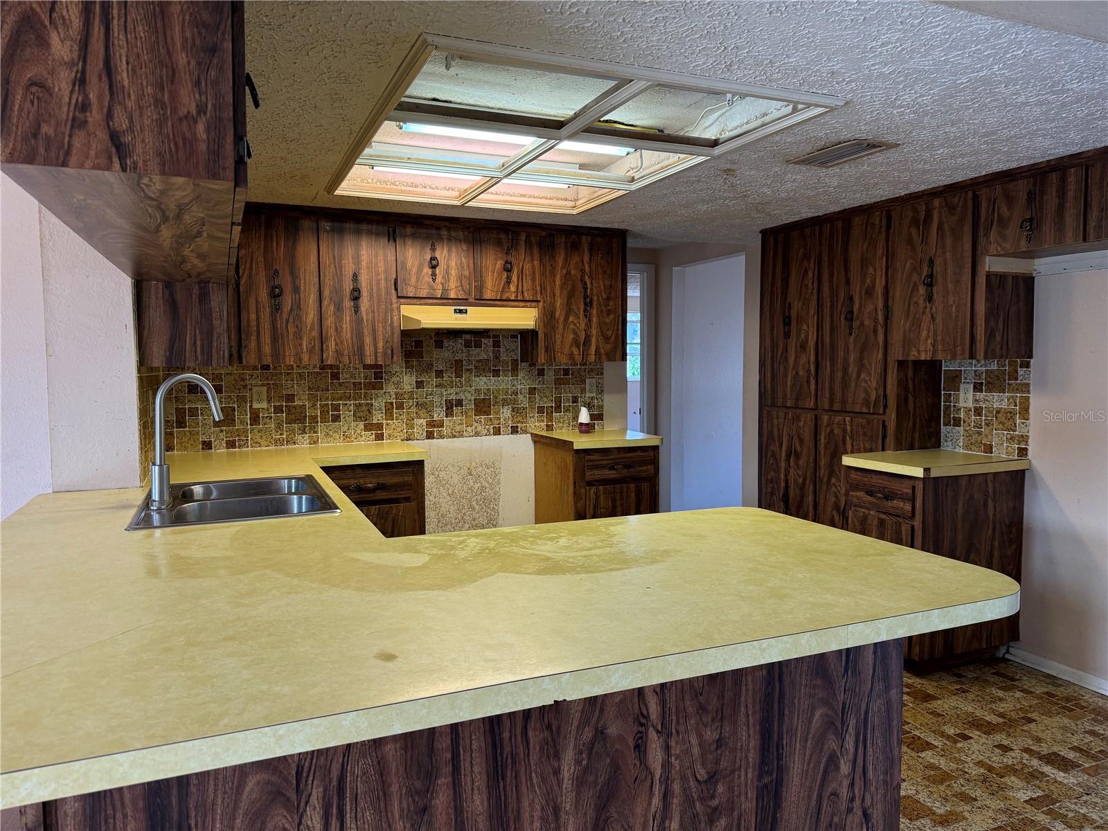 Image 28 of 38 For 15930 Adobe Drive