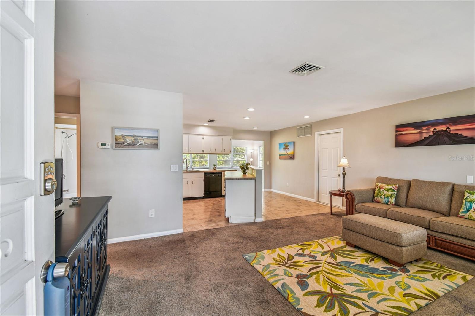Image 6 of 51 For 1409 Arden Avenue
